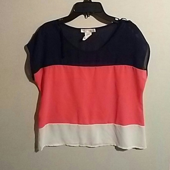 Bundle sheer tops - Picture 3 of 5